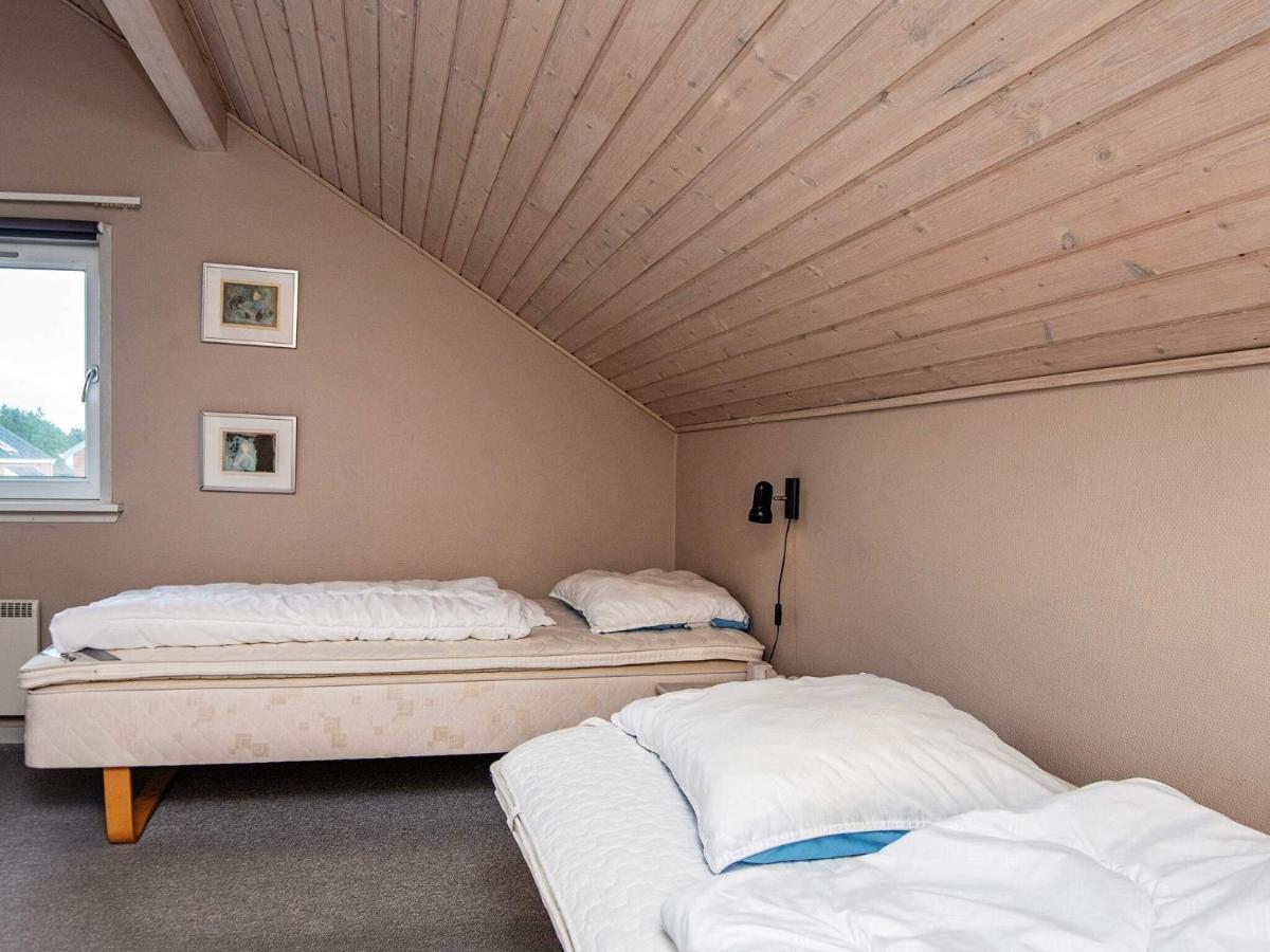 6 Person Holiday Home In R M Sønderby Exteriör bild